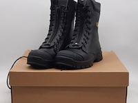 Paar schoenen, maat 41, neskrid, 17