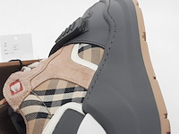 Paar schoenen, maat 42, burberry, mf - afbeelding 2 van  14