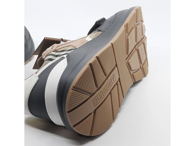 Paar schoenen, maat 42, burberry, mf - afbeelding 3 van  14