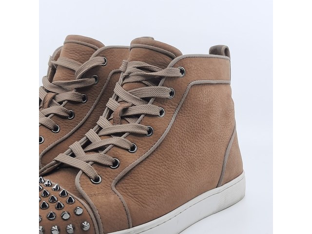 Paar schoenen, maat 42, louboutin - afbeelding 6 van  12