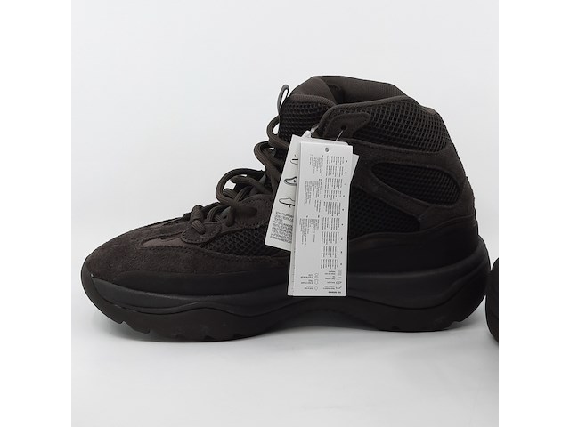 Paar schoenen, maat 43 1/3, adidas yeezy, eg6463 - afbeelding 8 van  12