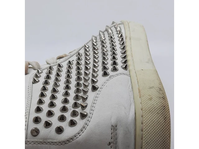 Paar schoenen, maat 43, louboutin - afbeelding 3 van  18