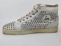 Paar schoenen, maat 43, louboutin - afbeelding 14 van  18