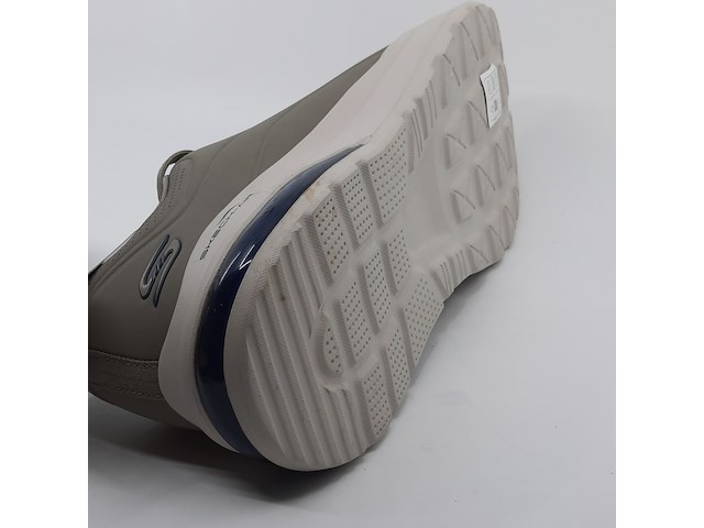 Paar schoenen, maat 43, skechers - afbeelding 2 van  10