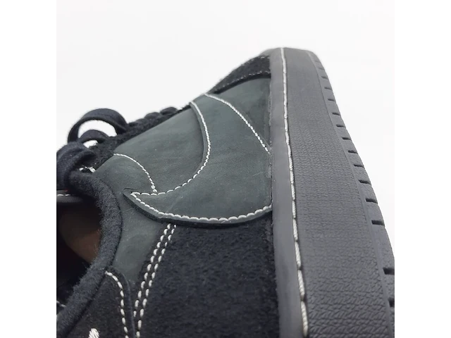 Paar schoenen, maat 44 1/2, nike, air jordan dm7866-001 - afbeelding 21 van  21
