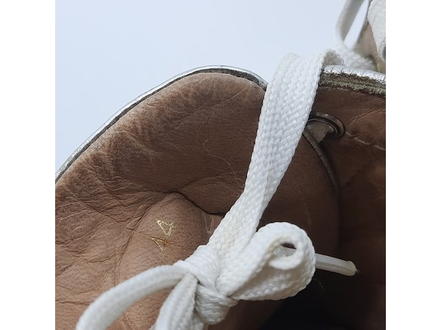 Paar schoenen, maat 44, christian louboutin - afbeelding 13 van  13