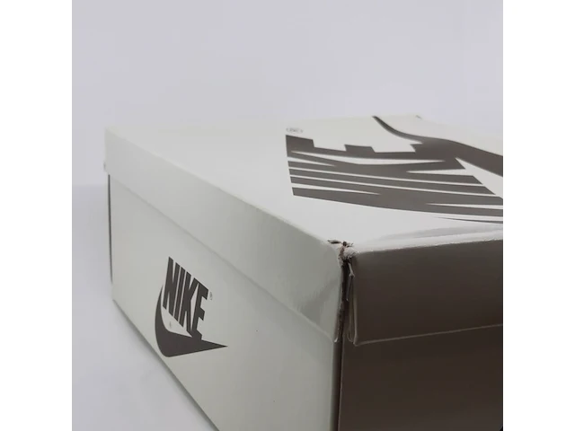 Paar schoenen, maat 44, nike, air jordan dm7866-162 - afbeelding 13 van  20