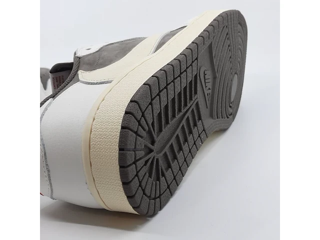 Paar schoenen, maat 44, nike, air jordan dm7866-162 - afbeelding 20 van  20