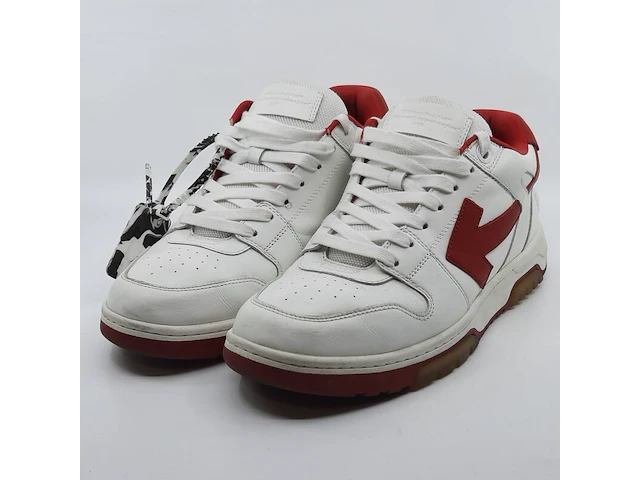 Paar schoenen, maat 44, off-white - afbeelding 1 van  14