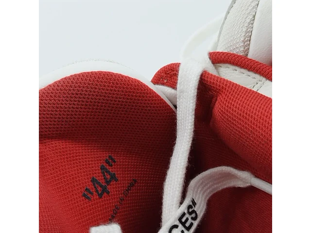 Paar schoenen, maat 44, off-white - afbeelding 14 van  14
