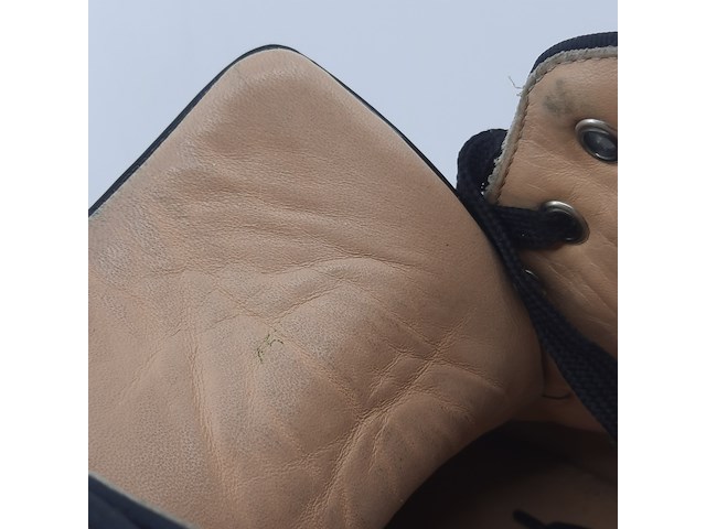 Paar schoenen, maat 45 1/2, louboutin - afbeelding 12 van  12