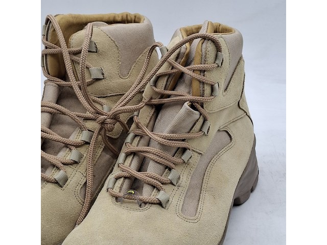 Paar schoenen, maat 45, neskrid, desert - afbeelding 3 van  6