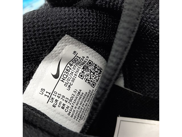 Paar schoenen, maat 45, nike, hq3824-001 - afbeelding 8 van  10