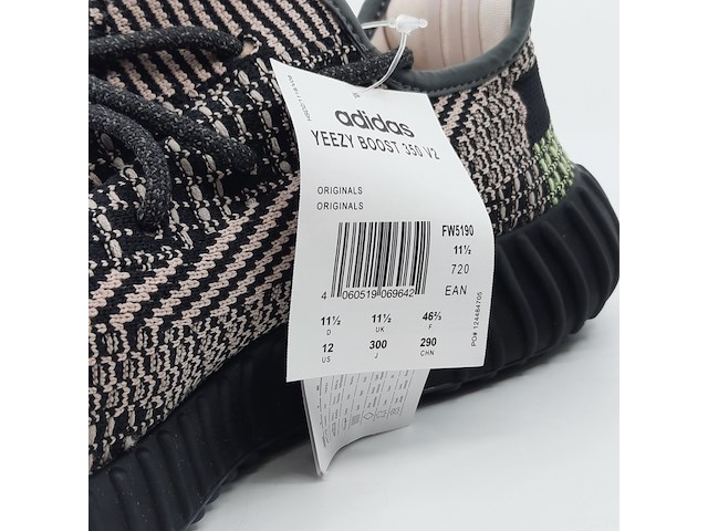 Paar schoenen, maat 46 2/3, adidas - afbeelding 5 van  9