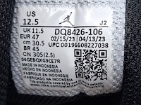 Paar schoenen, maat 47, nike jordan, dq8426-106 - afbeelding 9 van  10