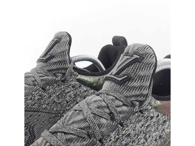 Paar schoenen, maat 5, louis vuitton - afbeelding 4 van  9