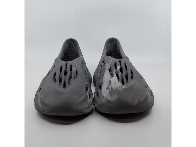 Paar schoenen, maat 8 (us), adidas yeezy, foam rnr - afbeelding 6 van  8