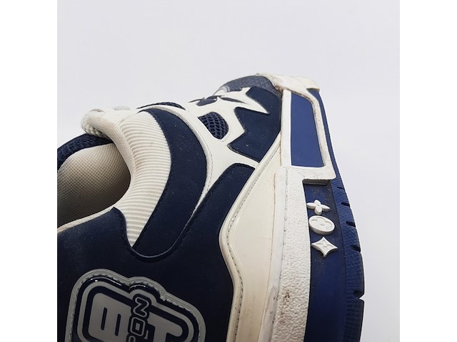 Paar schoenen, maat 9 1/2, louis vuitton, ld 1213 - afbeelding 2 van  12