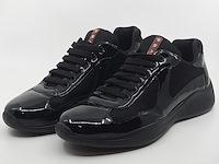 Paar schoenen, maat 9, prada, 4e3400