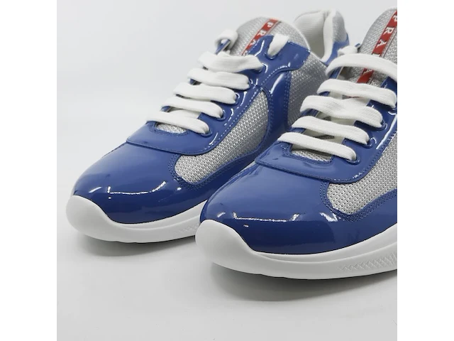 Paar schoenen, maat 9, prada - afbeelding 3 van  10