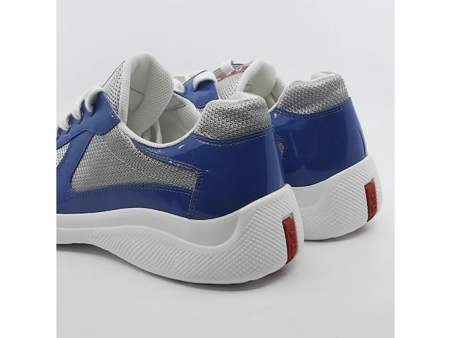 Paar schoenen, maat 9, prada - afbeelding 7 van  10