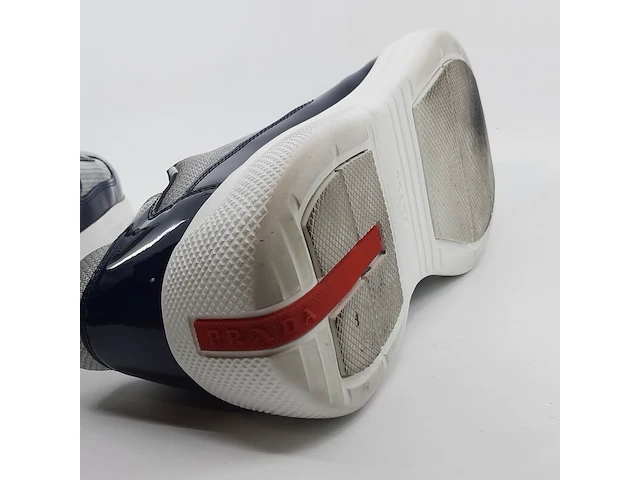 Paar schoenen, maat 9, prada - afbeelding 2 van  10