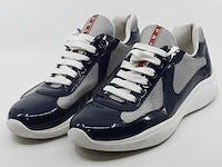 Paar schoenen, maat 9, prada