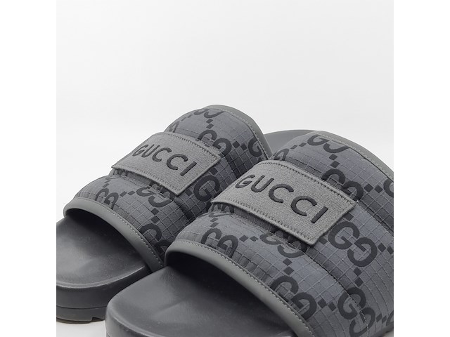 Paar slippers, maat 10, gucci, 771466 facte 1143 - afbeelding 6 van  12
