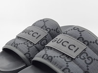 Paar slippers, maat 10, gucci, 771466 facte 1143 - afbeelding 6 van  12