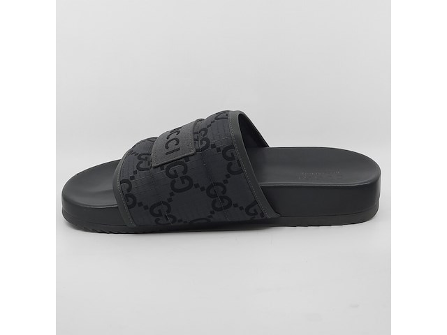 Paar slippers, maat 10, gucci, 771466 facte 1143 - afbeelding 8 van  12