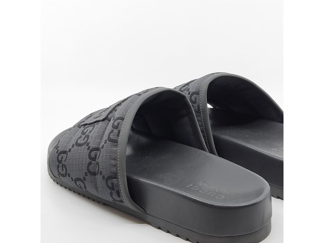 Paar slippers, maat 10, gucci, 771466 facte 1143 - afbeelding 10 van  12