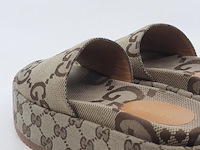 Paar slippers, maat 35 1/2, gucci - afbeelding 9 van  12