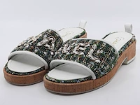 Paar slippers, maat 37, chanel