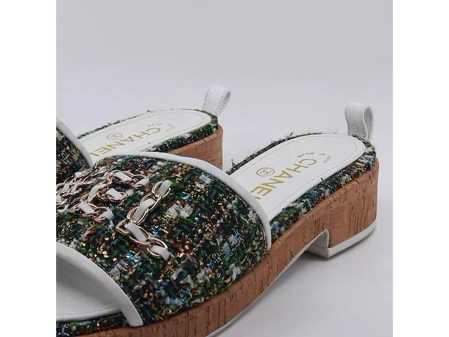 Paar slippers, maat 37, chanel - afbeelding 6 van  11