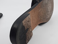 Paar slippers, maat 38, louis vuitton - afbeelding 2 van  11