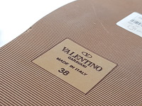Paar slippers, maat 38, valentino - afbeelding 2 van  11