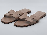 Paar slippers, maat 38,5, hermès, r0 202230z2208 - afbeelding 1 van  11