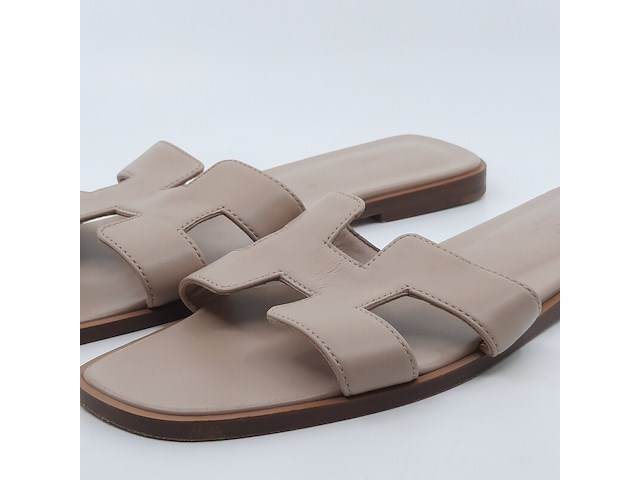 Paar slippers, maat 38,5, hermès, r0 202230z2208 - afbeelding 5 van  11