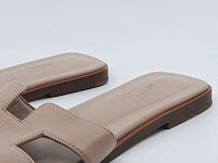 Paar slippers, maat 38,5, hermès, r0 202230z2208 - afbeelding 6 van  11