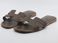 Paar slippers, maat 39, hermès, r0 202272z2303 - afbeelding 1 van  11