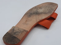 Paar slippers, maat 39,5, hermès, pe202272z 2010 - afbeelding 2 van  11
