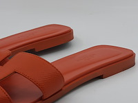 Paar slippers, maat 39,5, hermès, pe202272z 2010 - afbeelding 6 van  11
