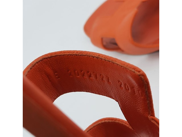 Paar slippers, maat 39,5, hermès, pe202272z 2010 - afbeelding 10 van  11