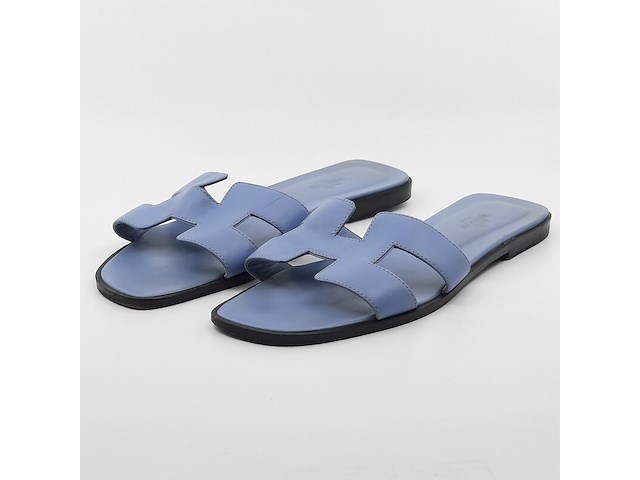 Paar slippers, maat 40, hermès, pe 202230z 2005 - afbeelding 1 van  18