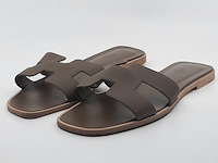 Paar slippers, maat 40, hermés - afbeelding 1 van  10