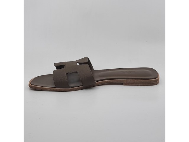 Paar slippers, maat 40, hermés - afbeelding 6 van  10