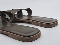 Paar slippers, maat 40, hermés - afbeelding 7 van  10