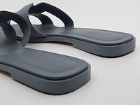 Paar slippers, maat 40, hermès - afbeelding 9 van  12