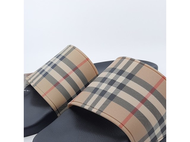 Paar slippers, maat 44, burberry - afbeelding 6 van  12