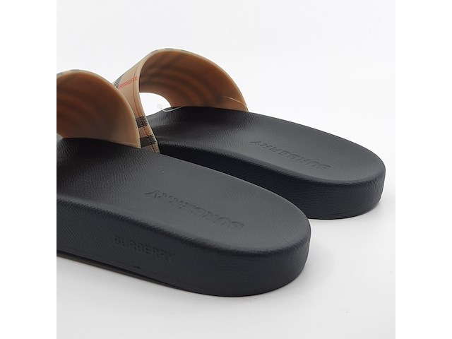 Paar slippers, maat 44, burberry - afbeelding 9 van  12
